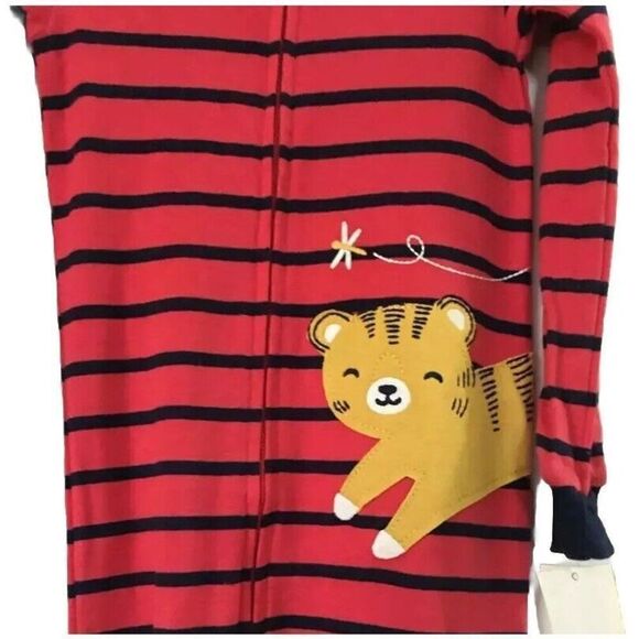 CARTERS 1 PIECE FOOTIE PAJAMAS RED AND BLACK WITH BABY TIGER SIZE 24M - Picture 2 of 4